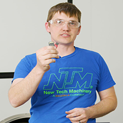 UNIQ Demo-1